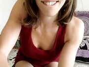 Milf italiana esibizionista nuda su cam4 show live