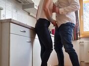 Scopata in cucina con bellissima Milf italiana