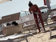 Milf fica al mare in topless