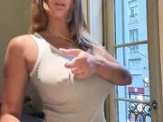 Greta Zava capezzi duri senza reggiseno Tiktok