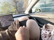 Pompino in Tesla ragazza italiana