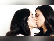 Creo baci lesbo personalizzati con l'I.A.