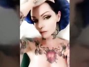 Riae sensuale tatuata