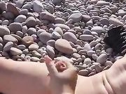 Fidanzata mi sega in spiaggia in Liguria