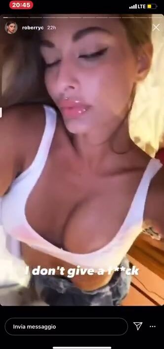 Roberryc Instagram stories hot Solopornoitaliani 